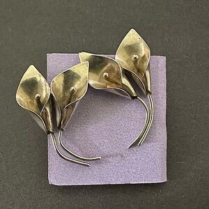 Vintage Silver Lily Earrings
